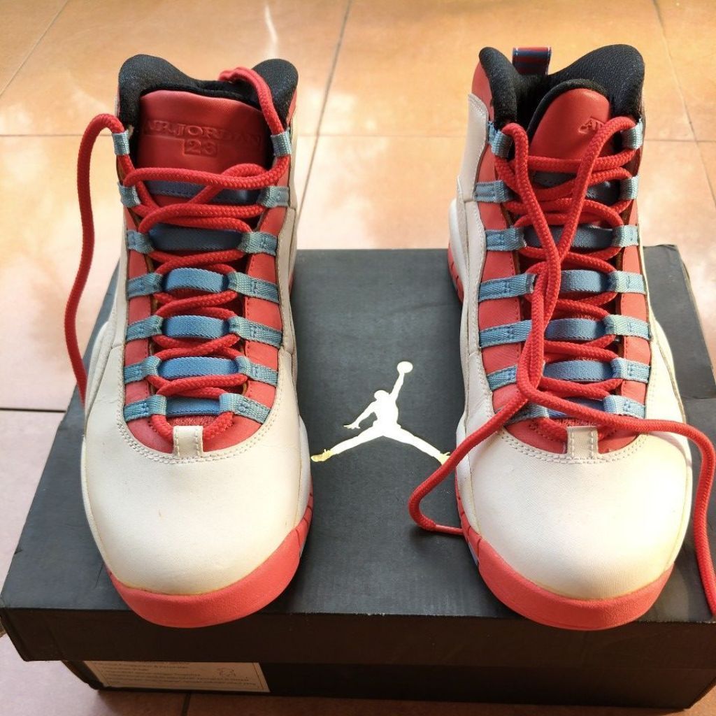 Air Jordan Retro 10 Chicago