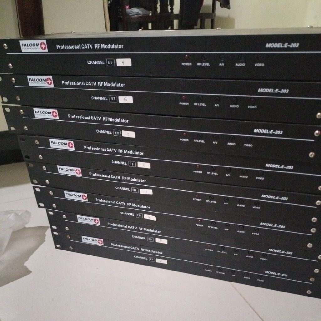 Falcom Profesional CATV RF Modulator E-203