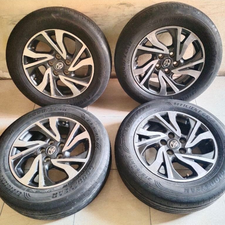 Velg R16 oem Innova Reborn Facelift two-tone (4 velg + ban)