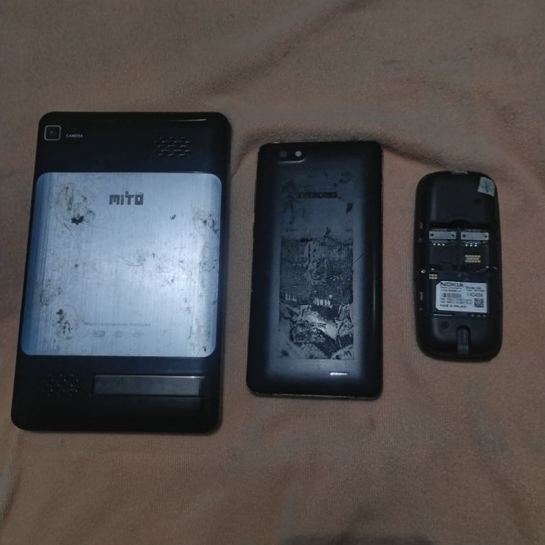 Paket HP Bekas minus LCD
