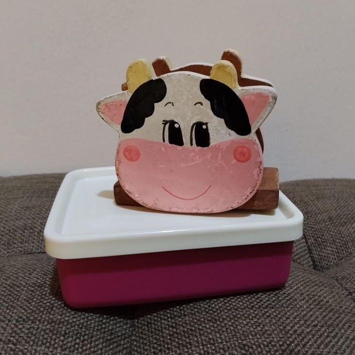 Tupperware - Mini Square Away Fuchsia