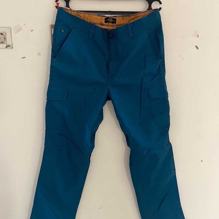 Celana Cargo EIGER size 34