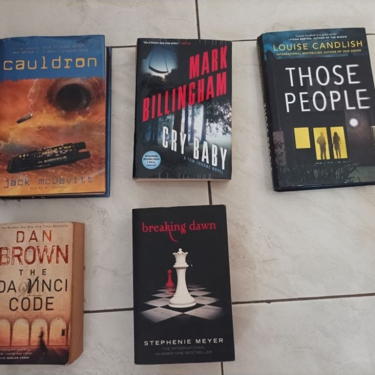 PRELOVED NOVEL BAHASA INGGRIS DAN BROWN