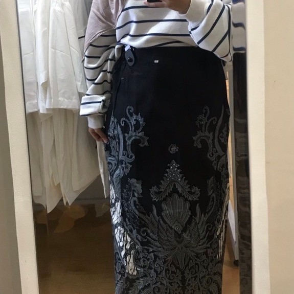 ROK BATIK INDAH BORDIR