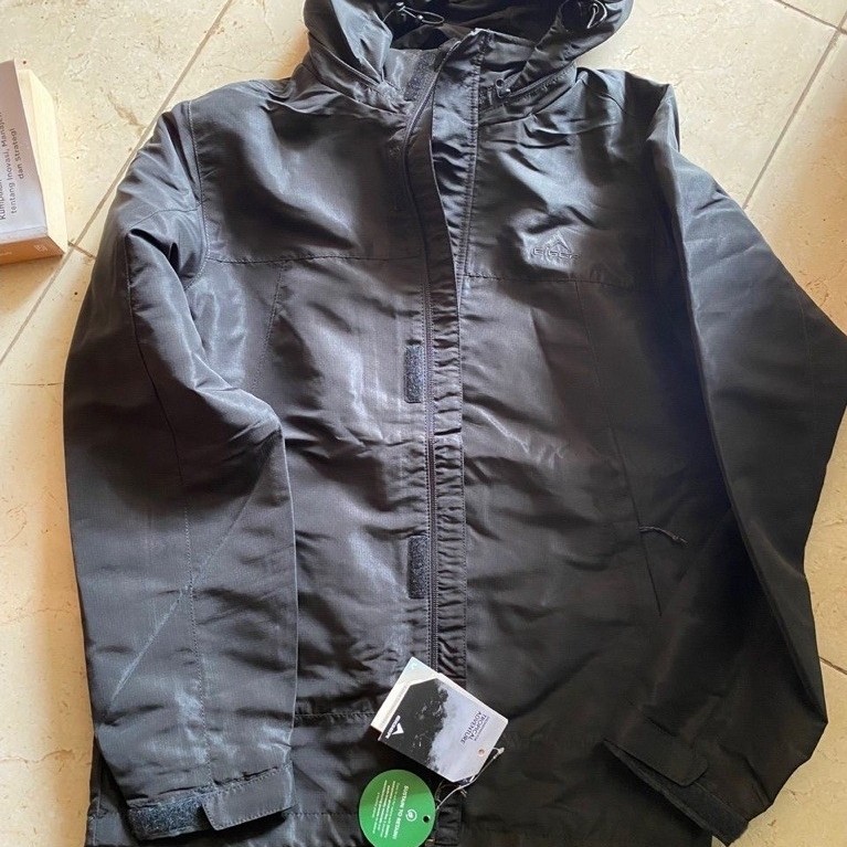 [preloved] EIGER MS EQUATOR
