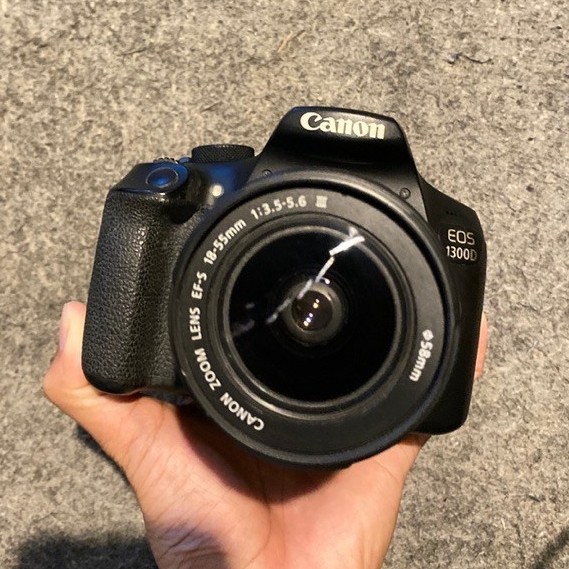 Canon1300D