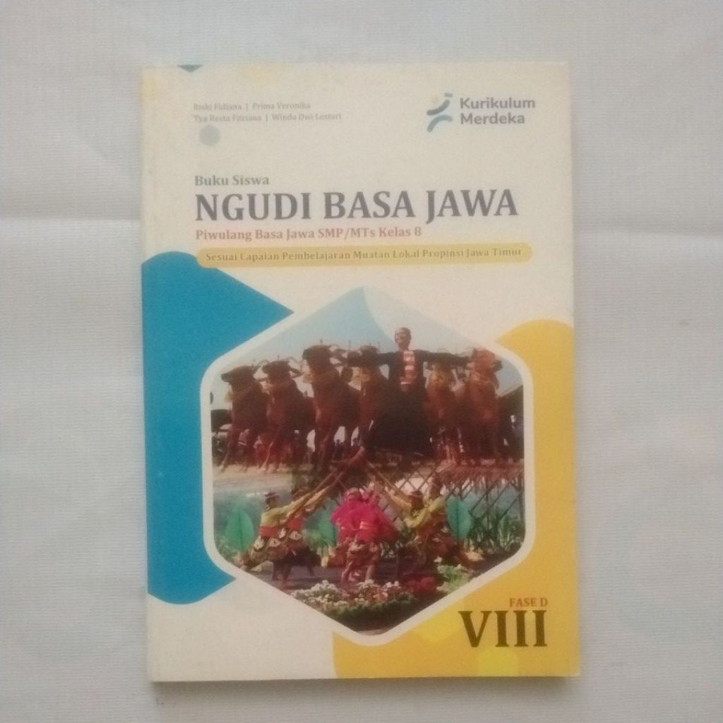 Buku Ngudi Basa Jawa SMP Kelas 8 Kurikulum Merdeka