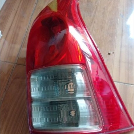 stop lamp avanza 2012