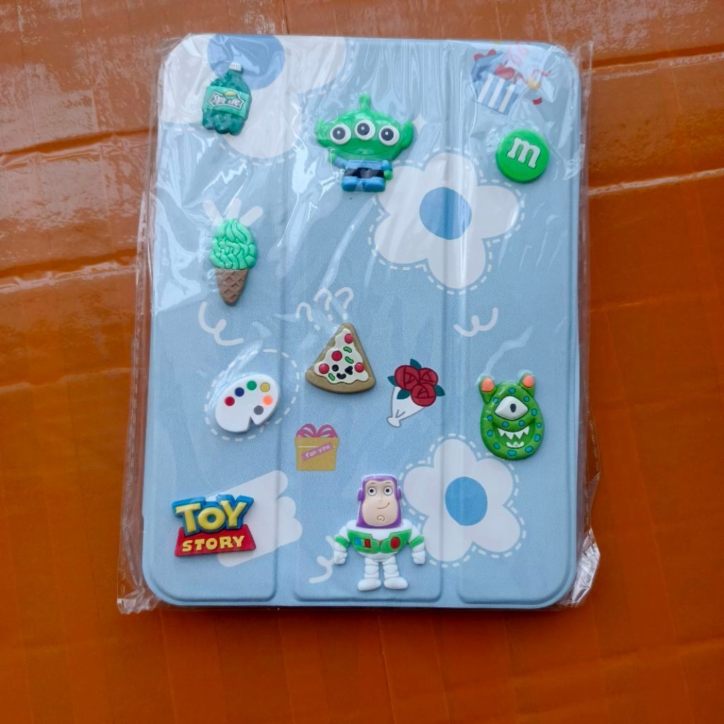 Soft Case Casing Ipad 6 & 7 Karakter Timbul Kartun / Cartoon Character