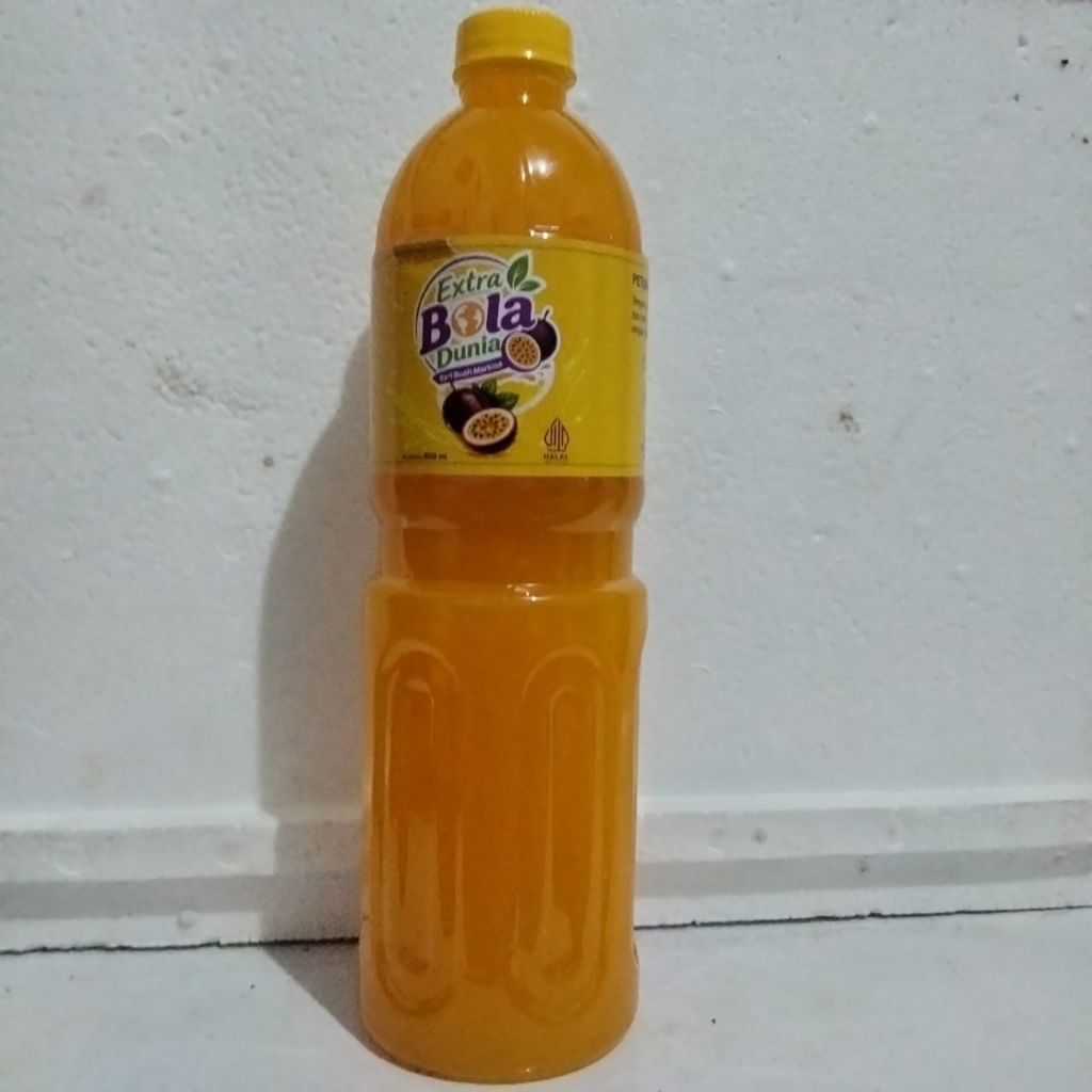sirup buah markisa merek extra bola dunia 100 % asli Makassar ukuran 1 liter 1 botol