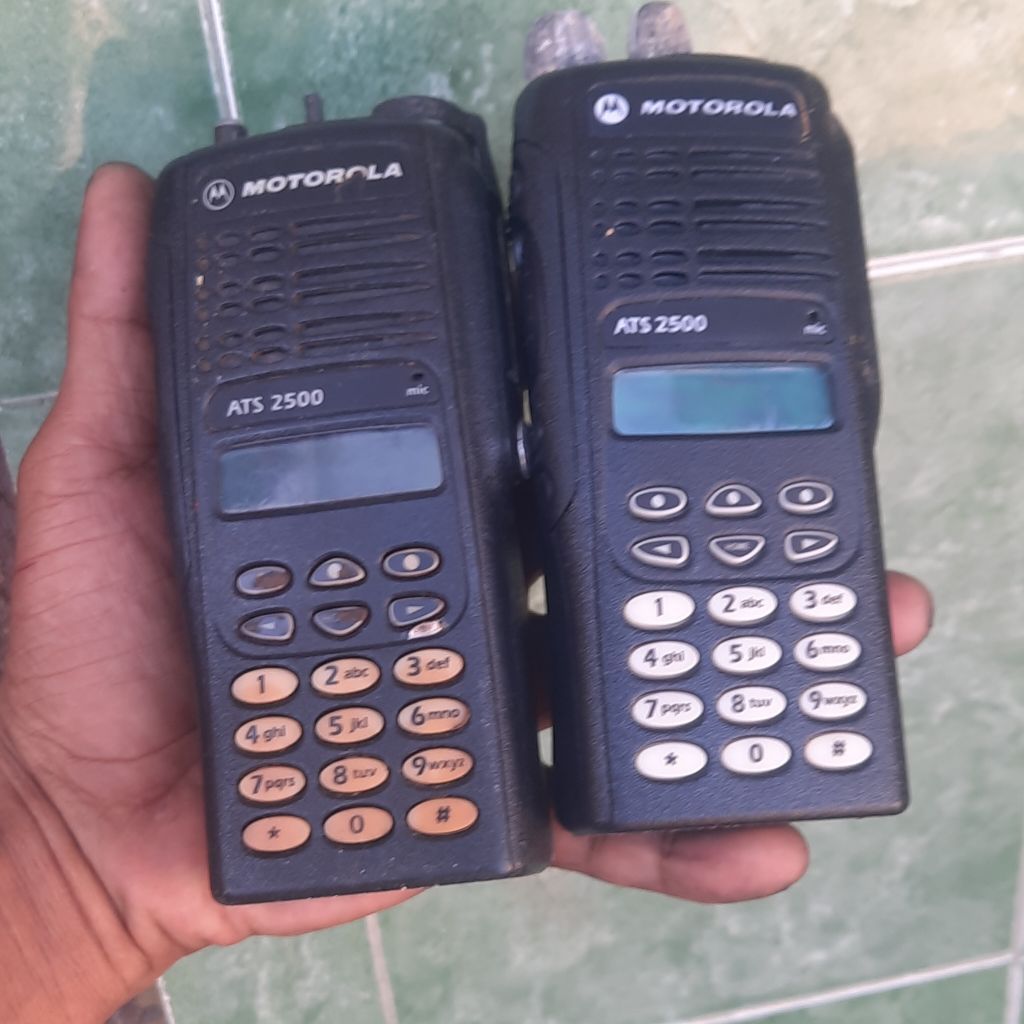 HT, RADIO RIG MOTOROLLA RUSAK/NORMAL