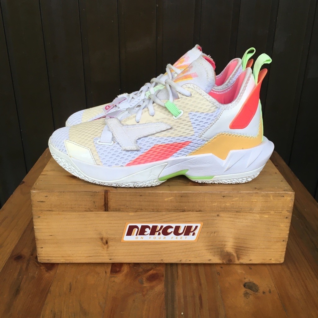 AIR JORDAN WHY NOT ZERO 4.0 (size 42)