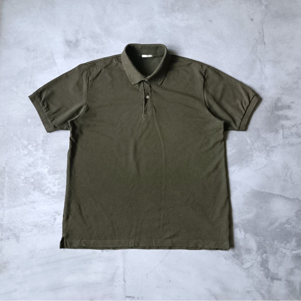 Kaos Polo Shirt Uniqlo Olive Green