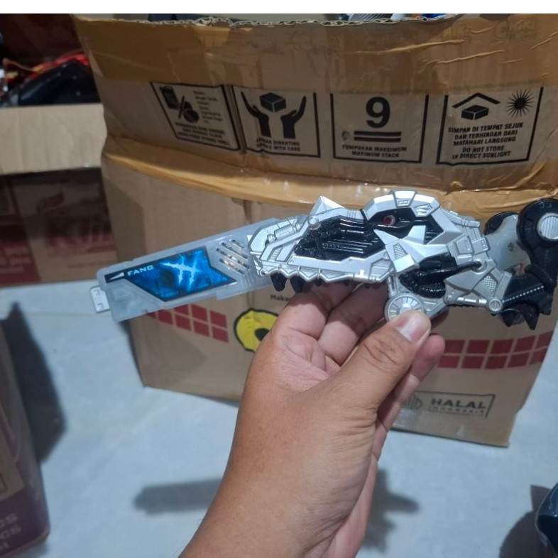 DX Fang Memory Kamen Rider W Double Bandai 2009