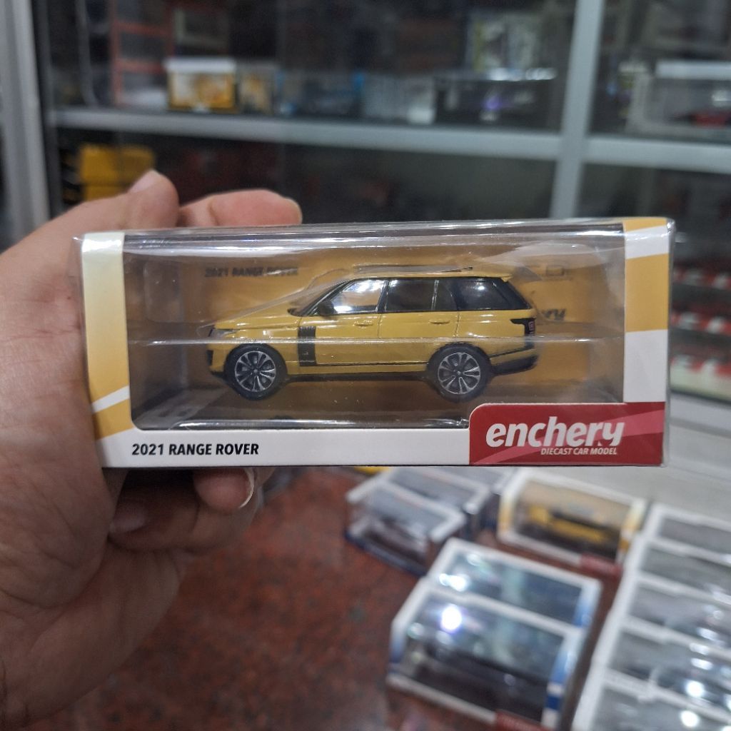 GCD Enchery Skala 64 Range Rover Vogue Gold