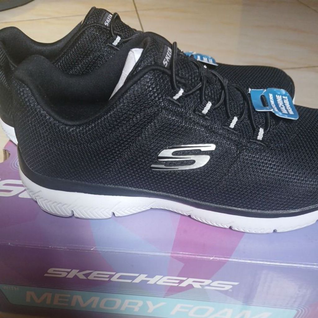 Sketchers Dynamight 2.0 Wanita Size 38 Original