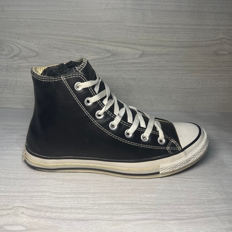 Sepatu Converse second