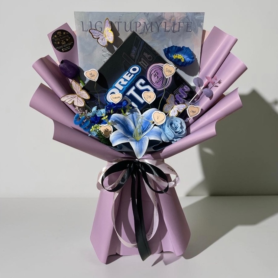Buket boneka / buket BTS / buket make up / buket skincare / buket wisuda / buket hari ibu / buket ha