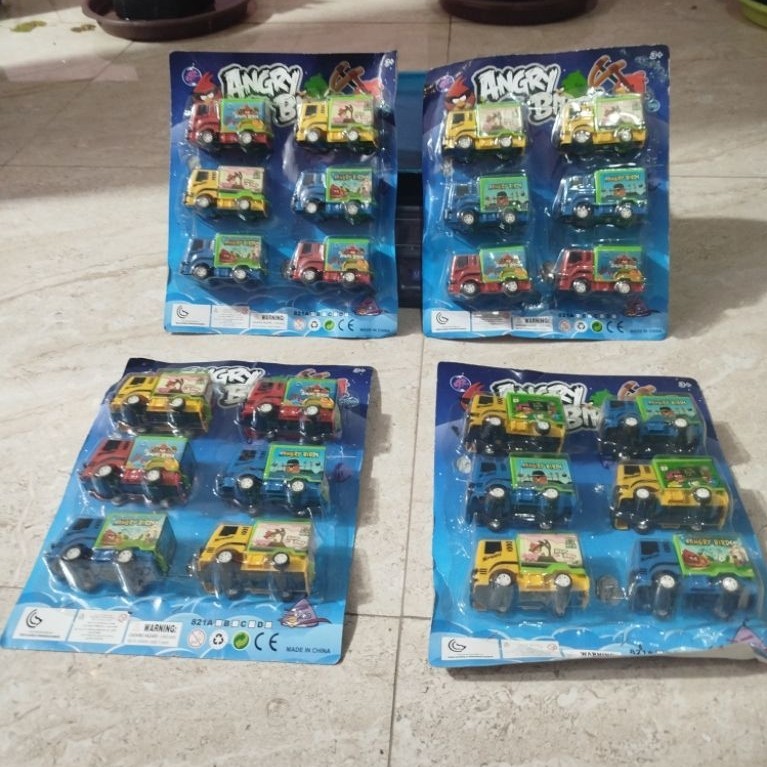 Mainan truk kecil Angry Birds dalam blister box koleksi anak