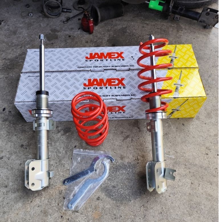 coilover depan ertiga