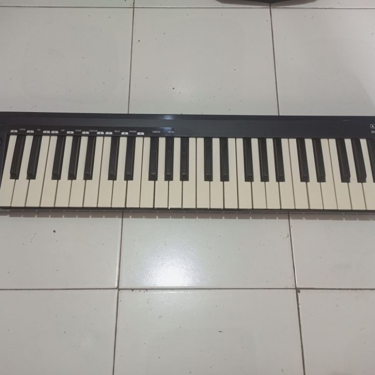 line6 midi controller 49keys second