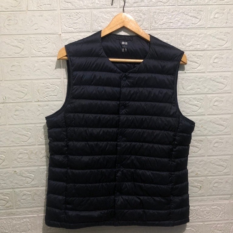 UNIQLO ultralight vest jaket O neck list navy