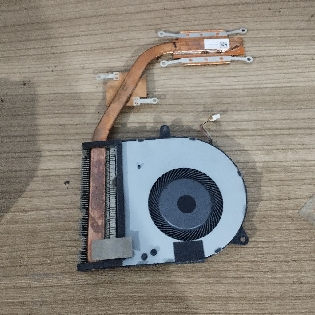 Fan Kipas Asus VivoBook A411 A411U A411UA A411UF X411 X411U S410U Original Copotan