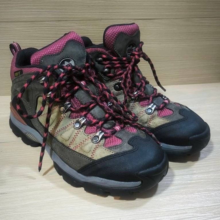 Sepatu gunung hiking K2 size 38,5 Goretex