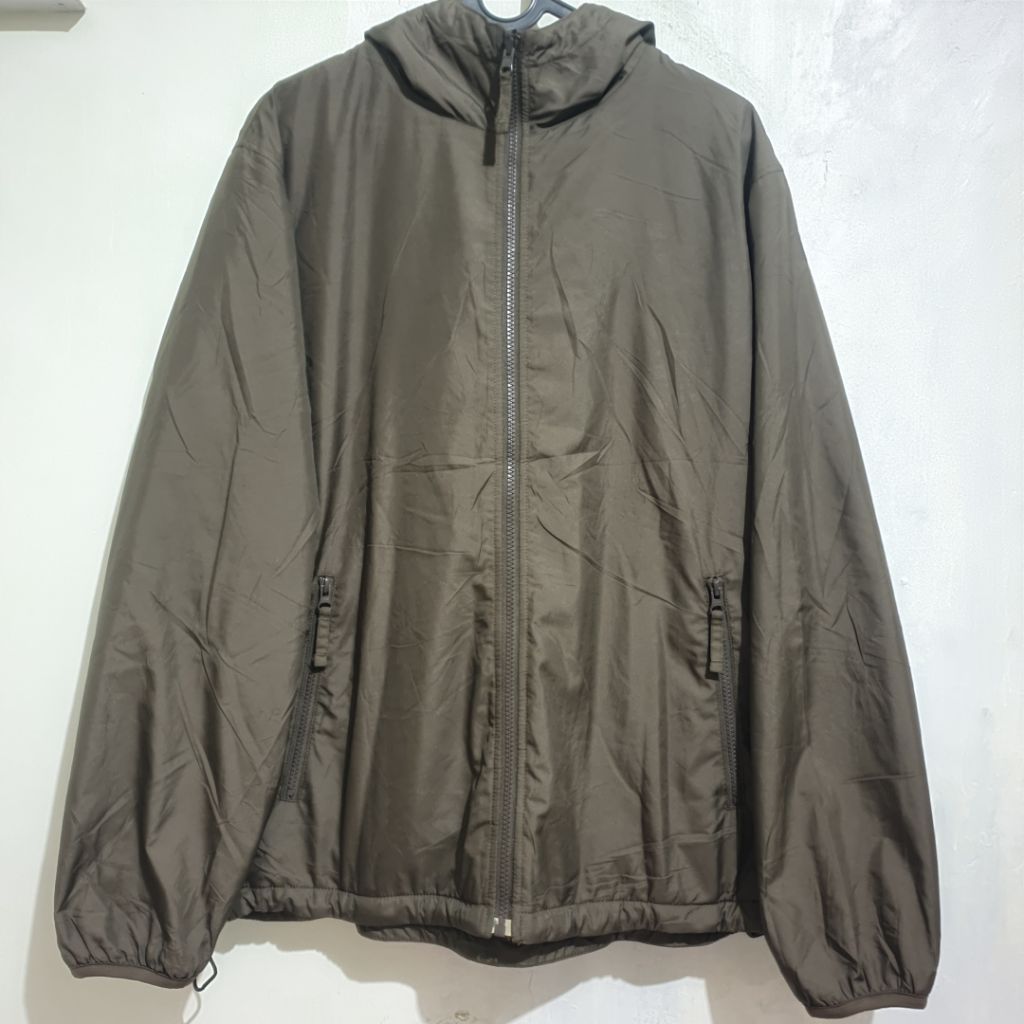 JACKET UNIQLO REVERSIBLE