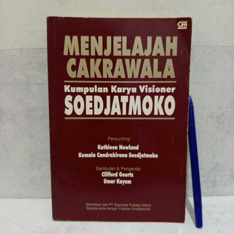MENJELAJAH  CAKRAWALA BY Kumpulan Karya Visioner SOEDJATMOKO