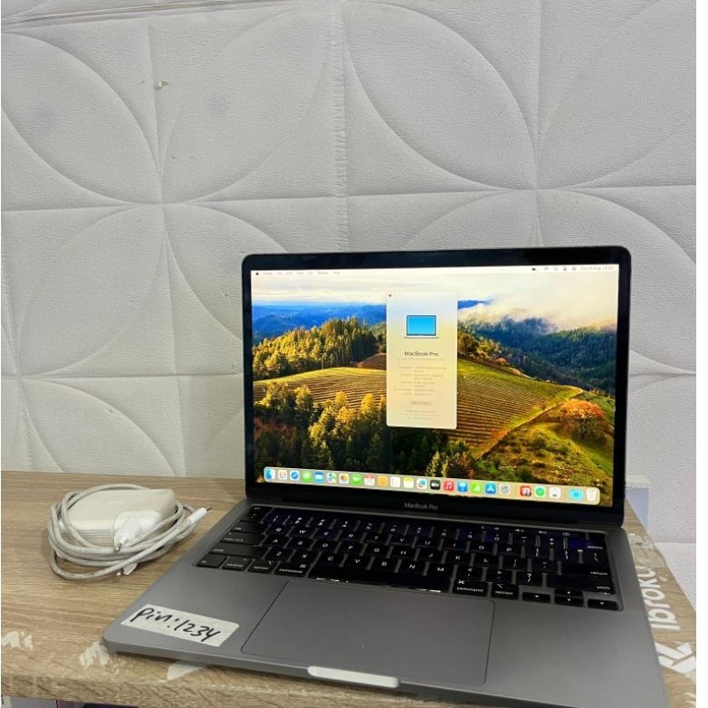 MACBOOK PRO 2020 CORE I5 256GB