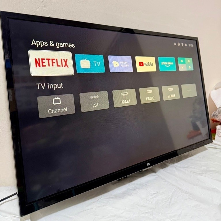 [Second] Xiaomi Android TV Mi TV 4 32" Bezelless L32M5-AN LED 32inch termasuk Breket TV