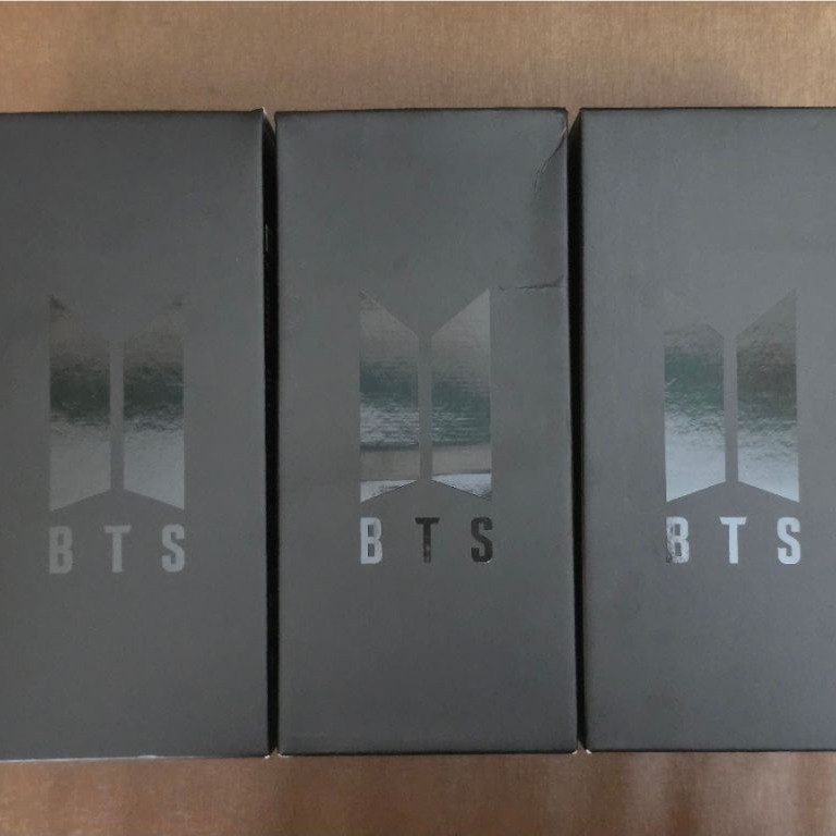 [SEALED] LIGHTSTICK BTS VER 4 ARMYBOMB OFFICIAL WEVERSE