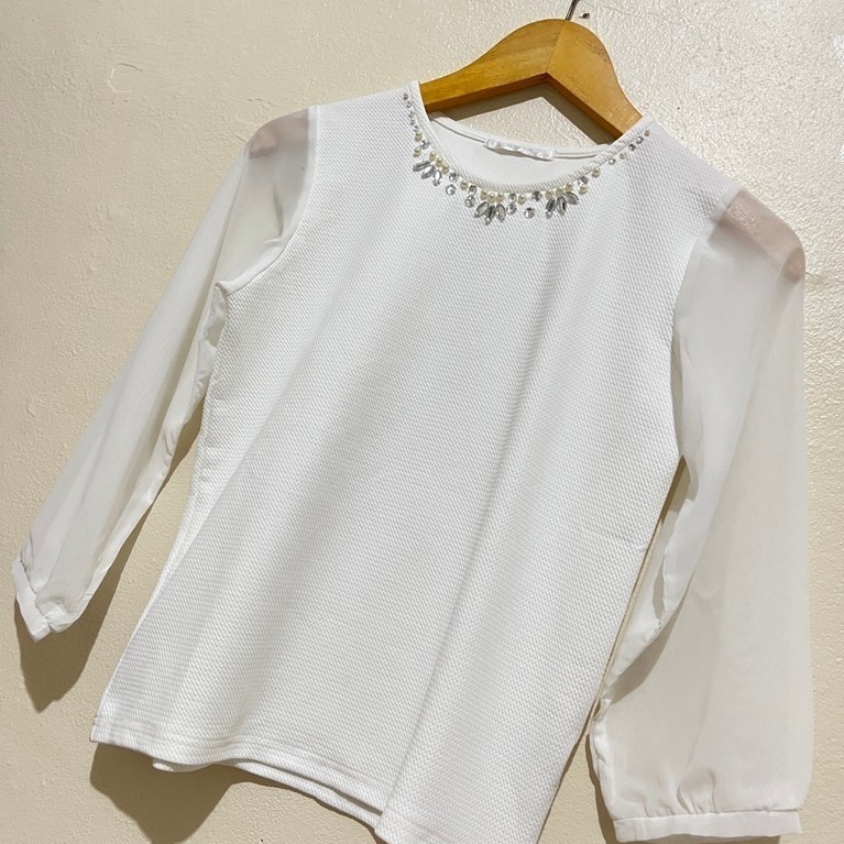 Preloved Retro Girl Payet Kombinasi Tile Lengan Panjang Putih