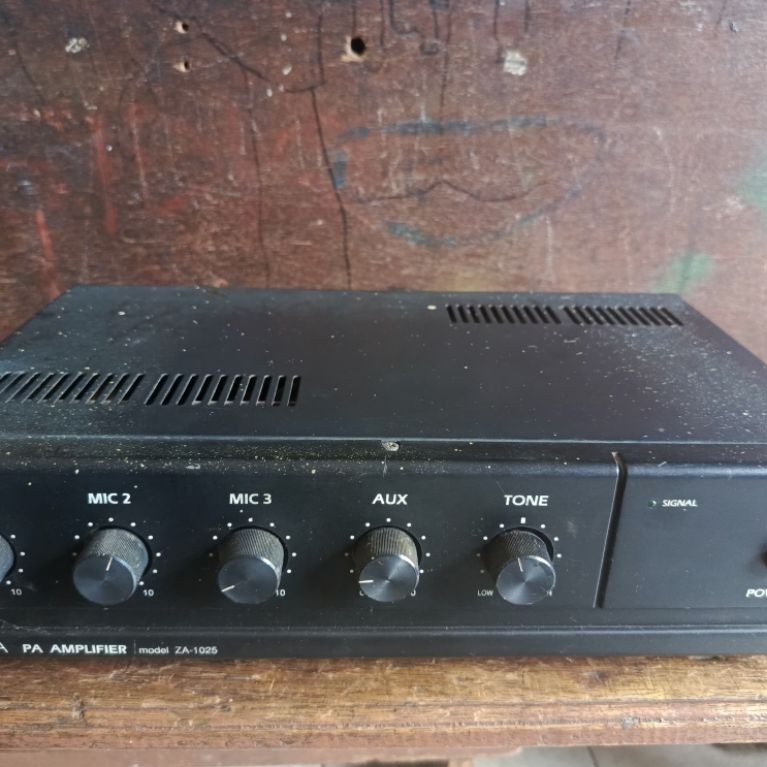 TOA Amplifier ZA 1025 Second Hand