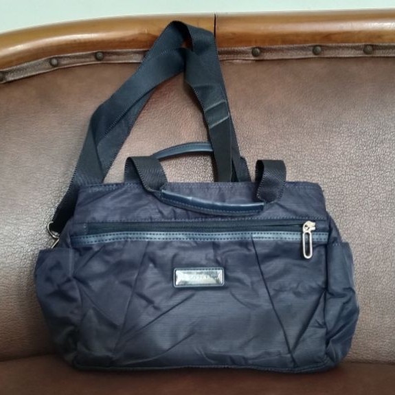 Tas Lecaf sling bag