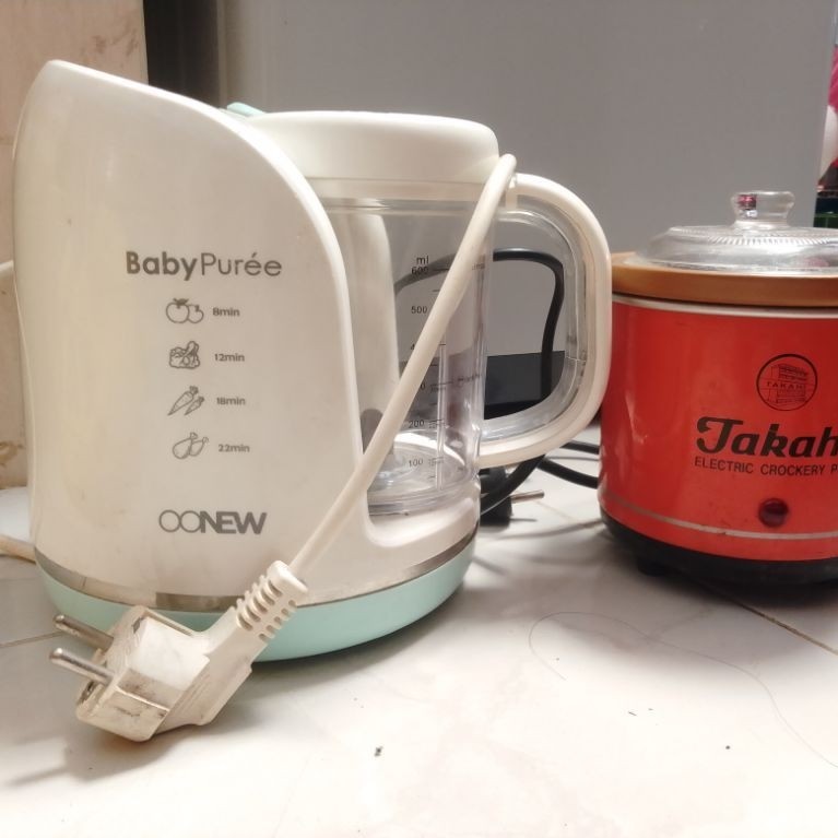 Blender Mpasi bayi  dan slow cooker 0,7L