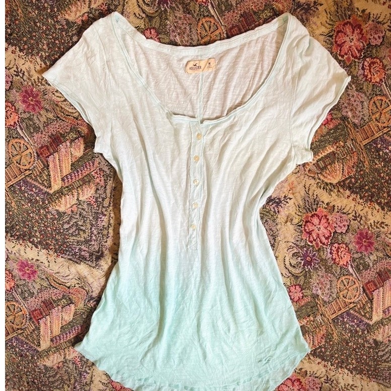 henley y2k hollister. abercrombie
