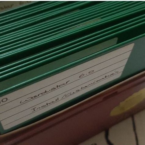 Disket Komputer Jadul Floppy Disk