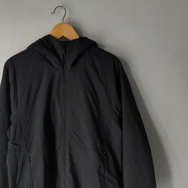 UNIQLO DOWN JAKET Size S Waterproof Original Second