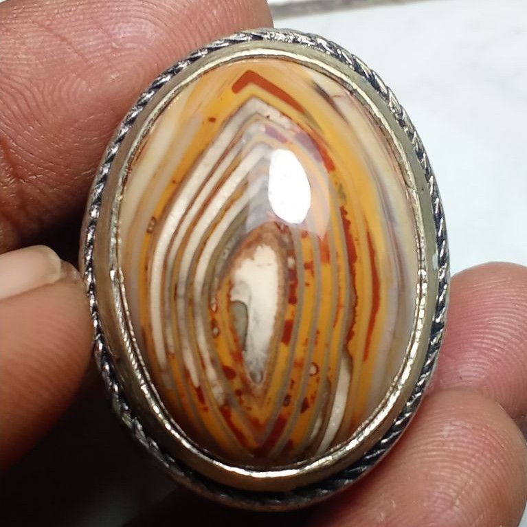 Natural Batu Akik kantong semar istimewa