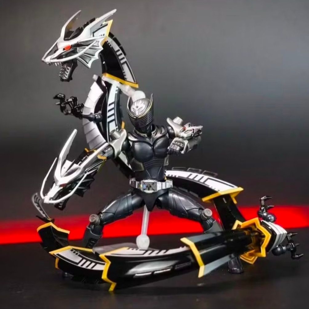 Ace Model FRS Kamen Rider Ryuga, Plastik Model Kit
