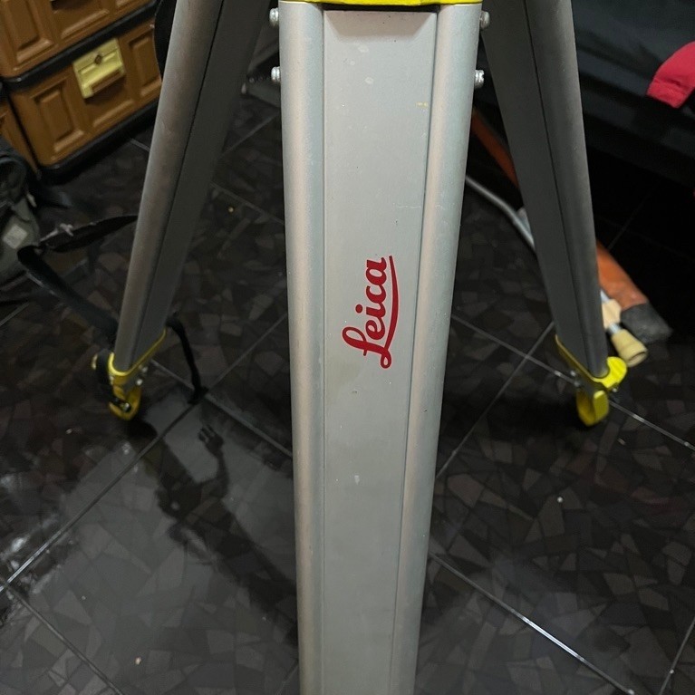 Statif Leica | Tripod survey | Total Station