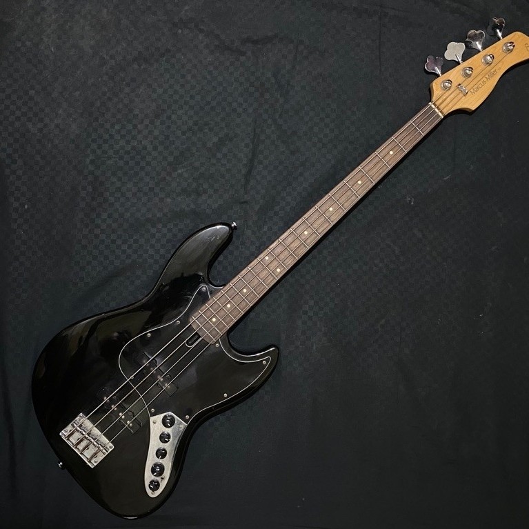 Bass Sire Marchus Miller V3 Original model jazz bass