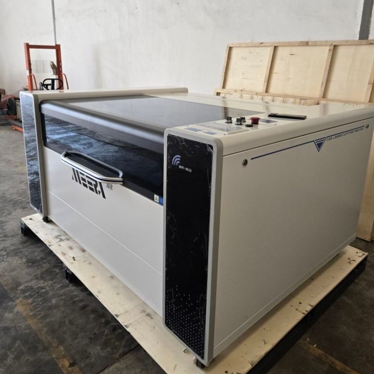 Meera 1390 M7S Table updown Autofocus Laser co2 mesin laser akrilik