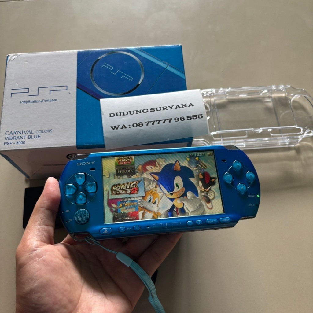 PSP 3000 BLUE SECOND LIKE NEW VERY GOOD CONDITION - 16GB Full Game