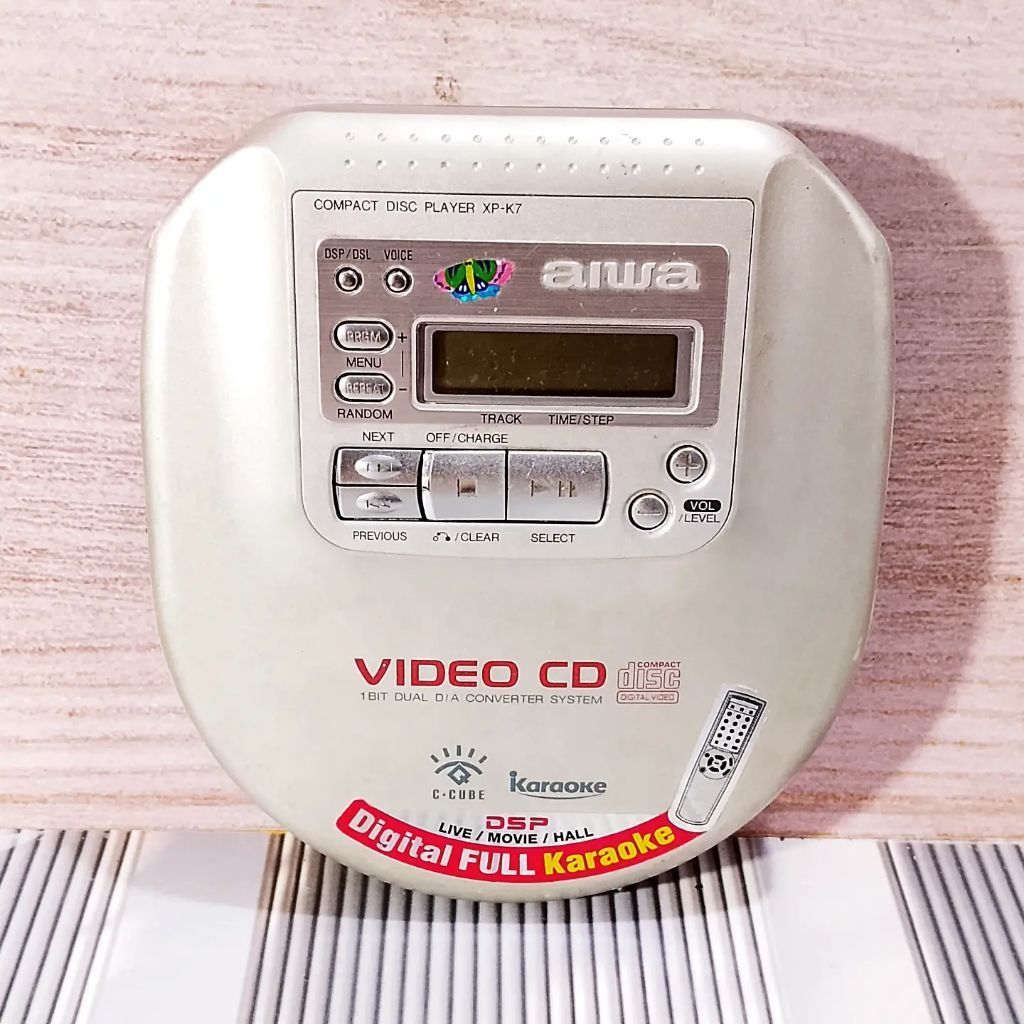 Discman Portable CD Player AIWA XP K7