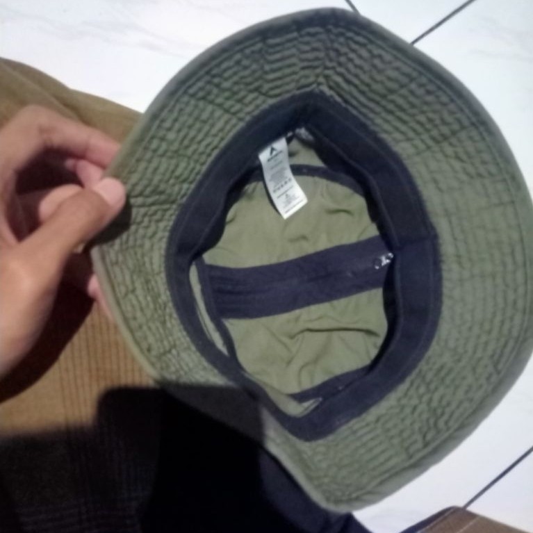 topi eiger bucket