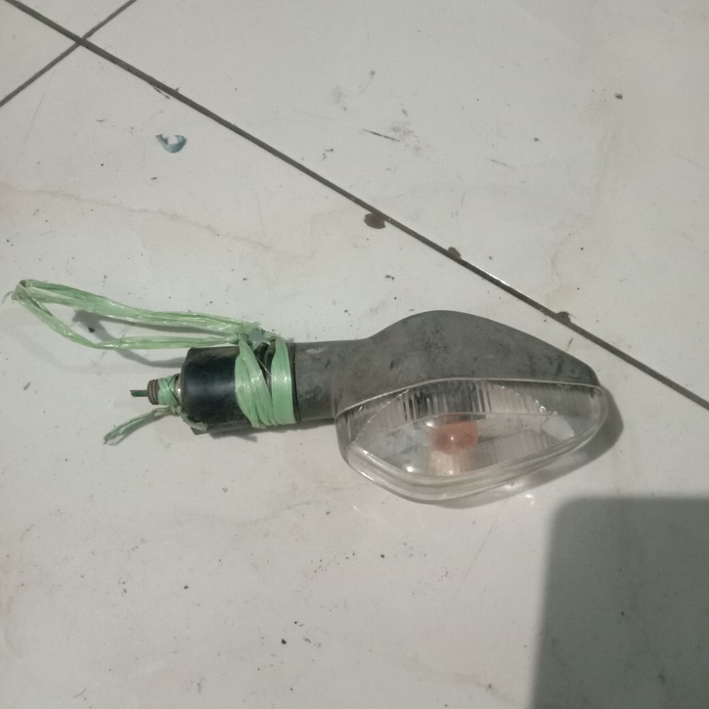 lampu sein cb150r verza