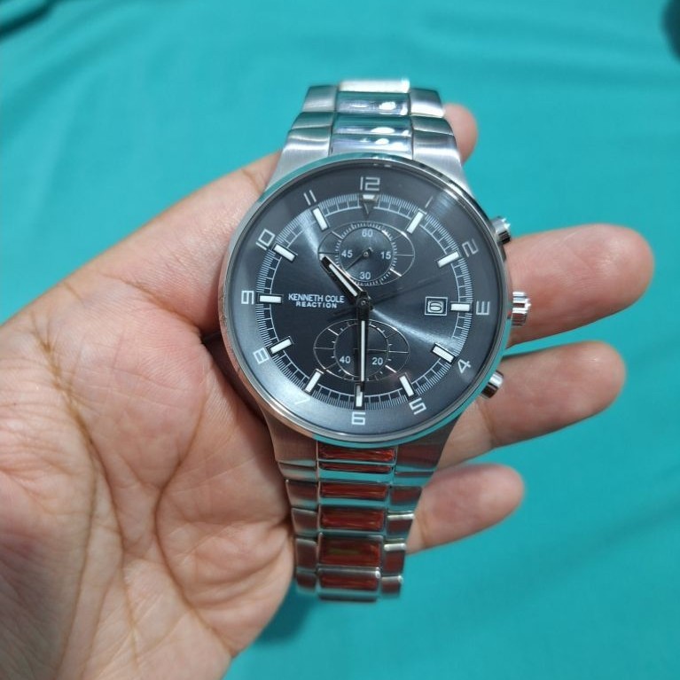 Jam tangan Kenneth Cole reaction